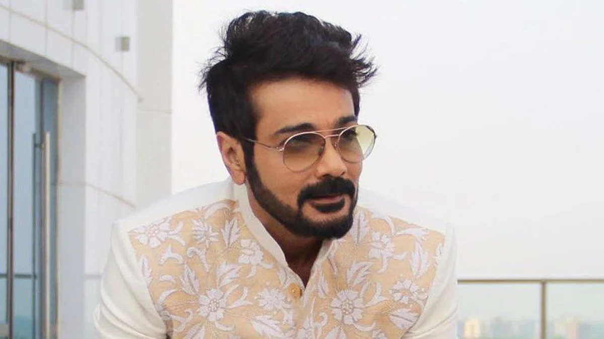 Prosenjit Chatterjee: ছবি বিতর্কের জের - ট্রোলের জবাবে মুখ খুললেন অভিনেতা