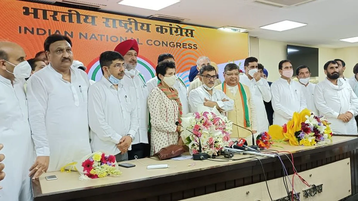 হরিয়ানায় BJP, INLD ছেড়ে কংগ্রেসে যোগ নেতাদের, যোগ দিলেন বিশিষ্ট শিল্পপতি অশোক গোয়েলও