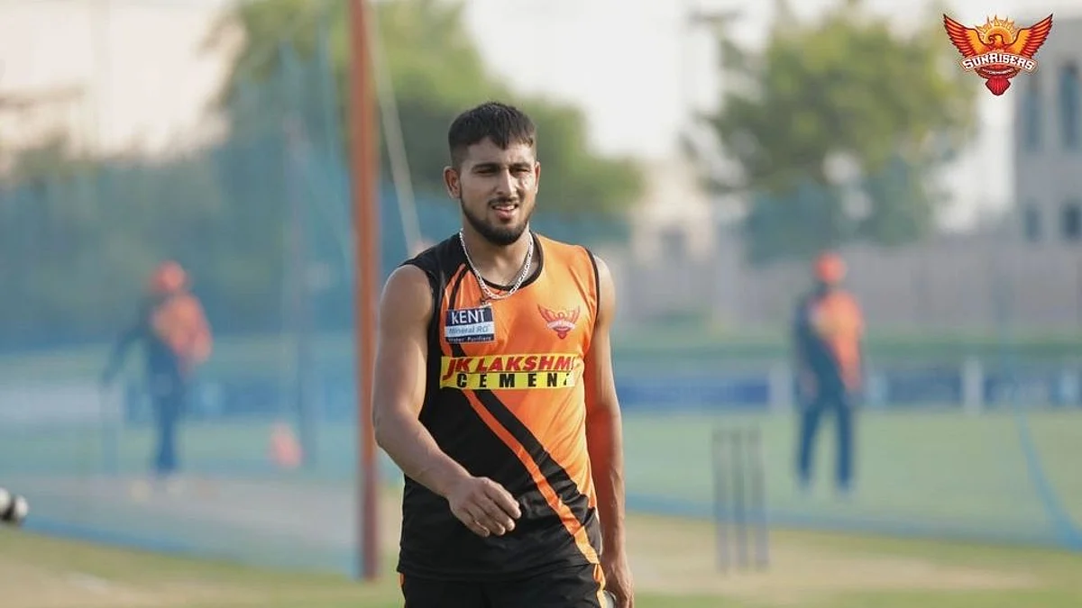 IPL 2021: করোনা আক্রান্ত নটরাজনের পরিবর্তে হায়দরাবাদ দলে এলেন উমরান মালিক
