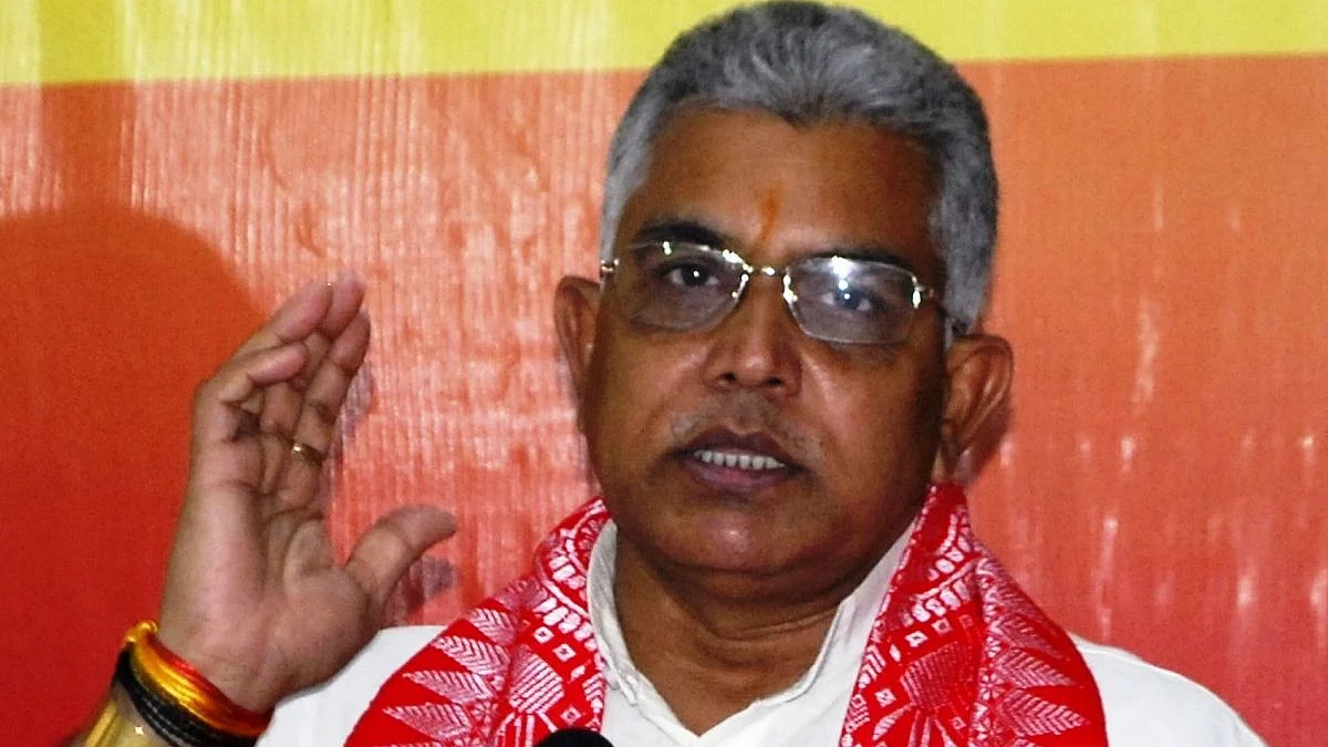 রামকৃষ্ণদেব অশিক্ষিত ছিলেন, রবীন্দ্রনাথ পড়েছেন অষ্টম শ্রেণি পর্যন্ত - আবারও বিতর্কে দিলীপ ঘোষ