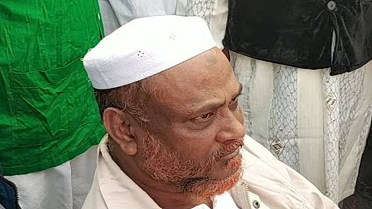 West Bengal: ‘আরএসএস, বিজেপির থেকেও ভয়ঙ্কর ত্বহা সিদ্দিকি' - পোস্টার তারকেশ্বরে