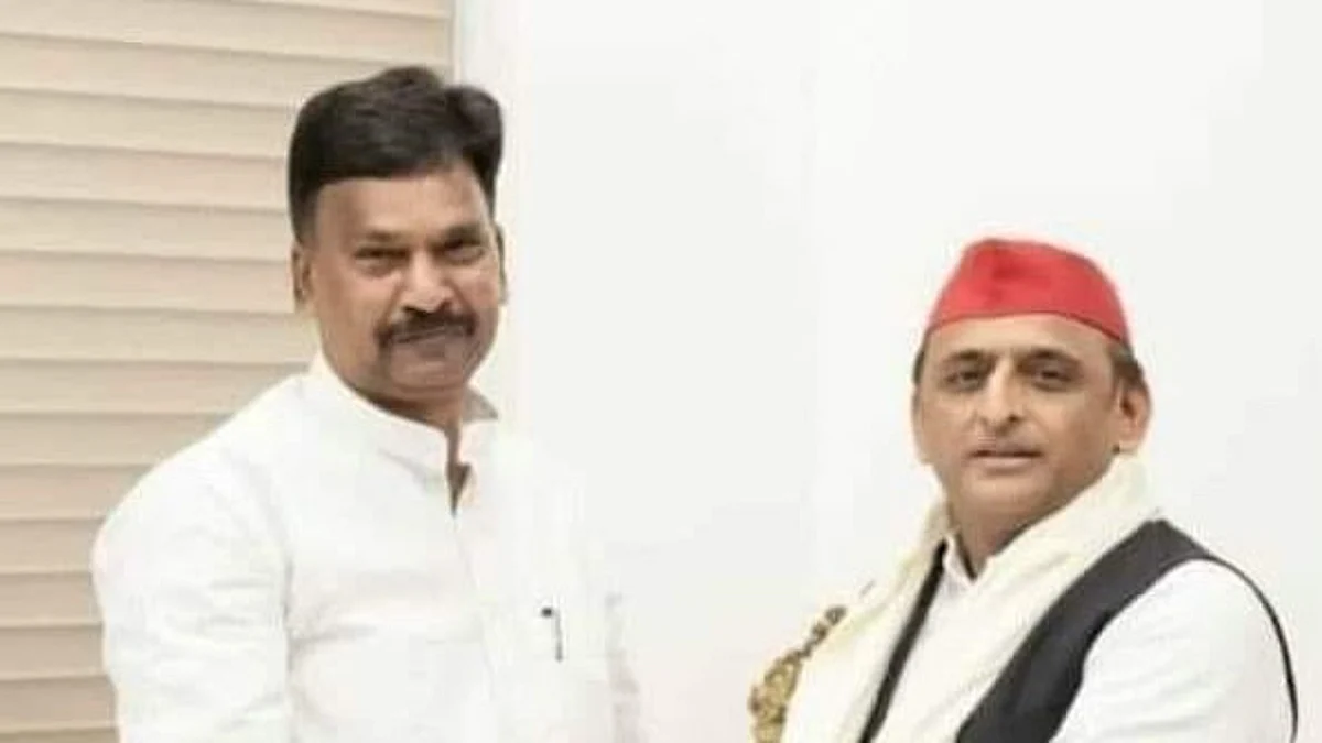 Uttar Pradesh: অখিলেশ যাদবের সঙ্গে বিজেপি বিধায়কের সাক্ষাৎ - শুরু রাজনৈতিক জল্পনা
