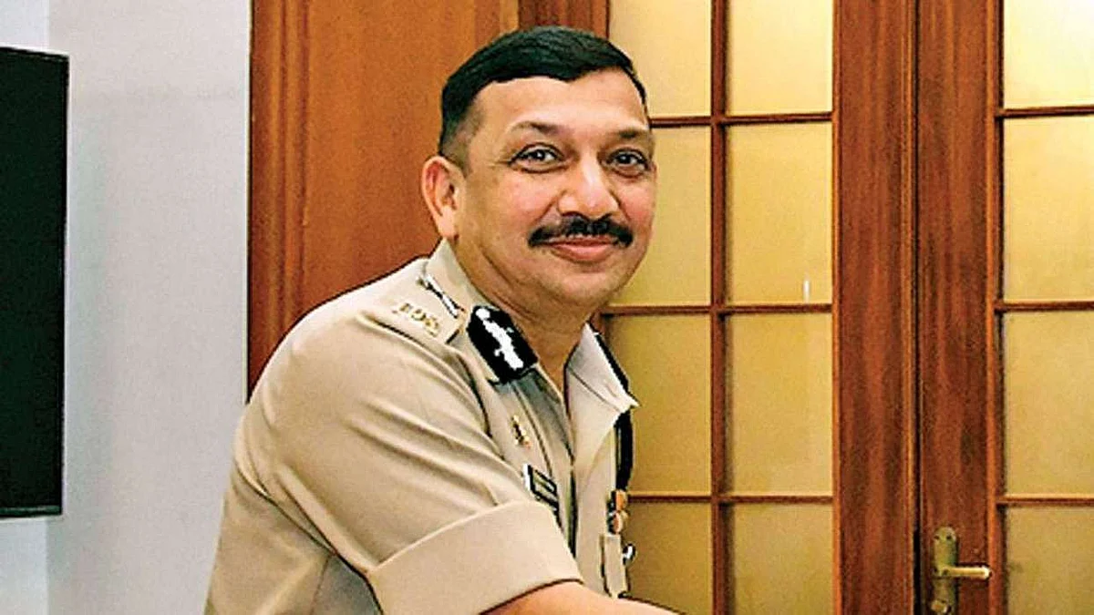 অবৈধ ফোন-ট্যাপ মামলায় জিজ্ঞাসাবাদের জন্য CBI প্রধানকে তলব মুম্বাই পুলিশের