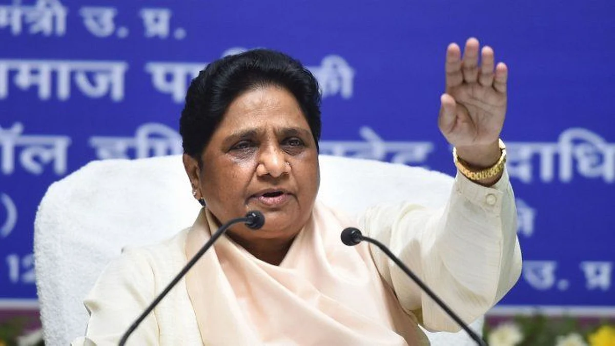 UP: নির্বাচনের ৬ মাস আগে মিডিয়া কর্তৃক সমীক্ষা নিষিদ্ধ ঘোষণা করা হোক, কমিশনকে অনুরোধ মায়াবতীর