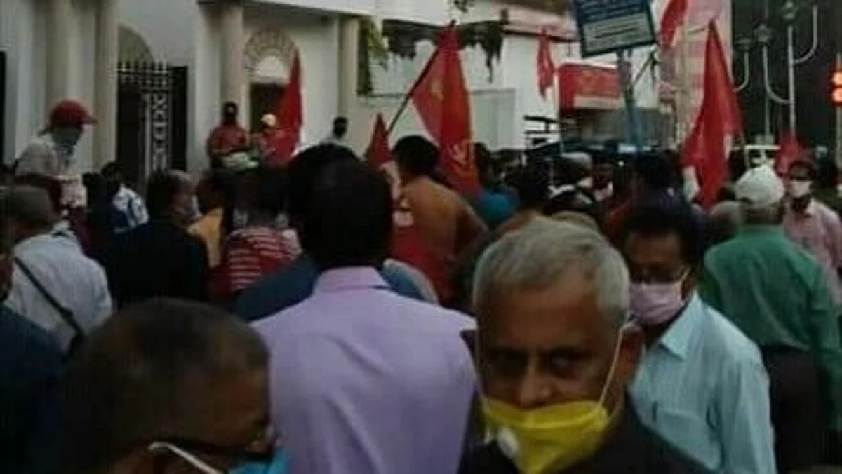 CPIM: নির্বাচন ঘোষণার আগেই হাওড়ায় বামেদের পুরসভা অভিযান ঘিরে ধুন্ধুমার