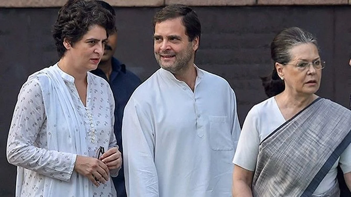 যে একাধিক কারণে সনিয়া গান্ধীর গড় রায়বেরেলি রক্ষা করা কঠিন হয়ে দাঁড়িয়েছে প্রিয়ঙ্কার কাছে