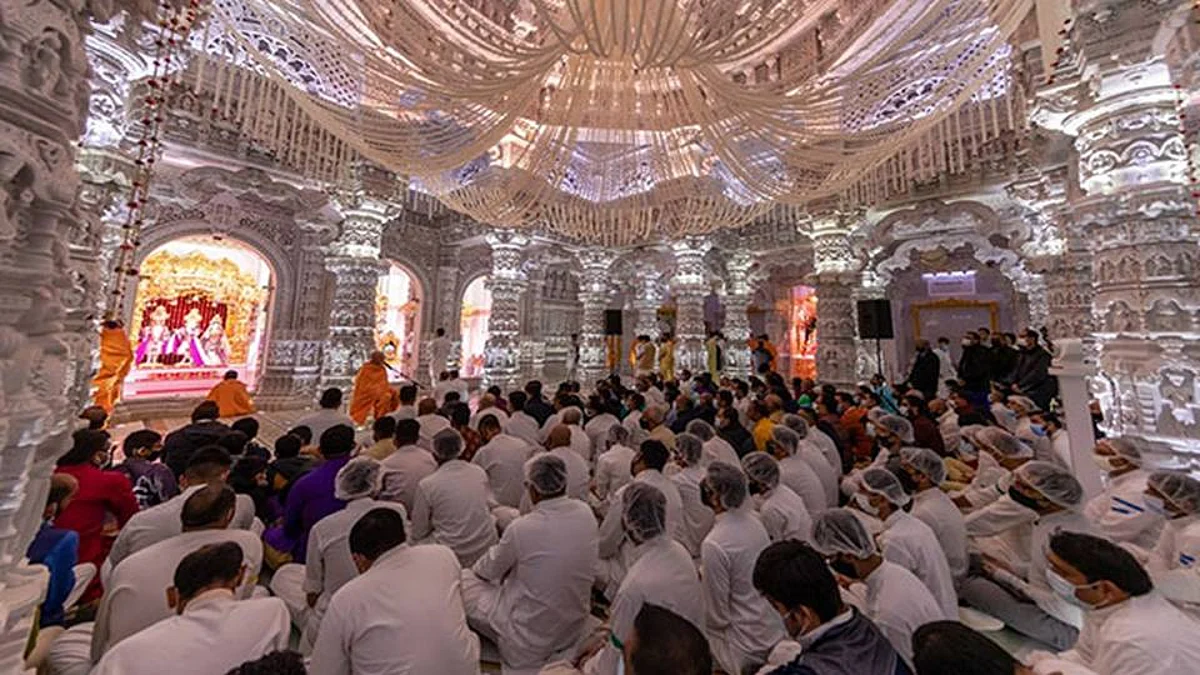 USA: মন্দির নির্মাণে ভারতীয় শ্রমিকদের জোর করে কাজ করানোর অভিযোগ, বিপাকে হিন্দু প্রতিষ্ঠান