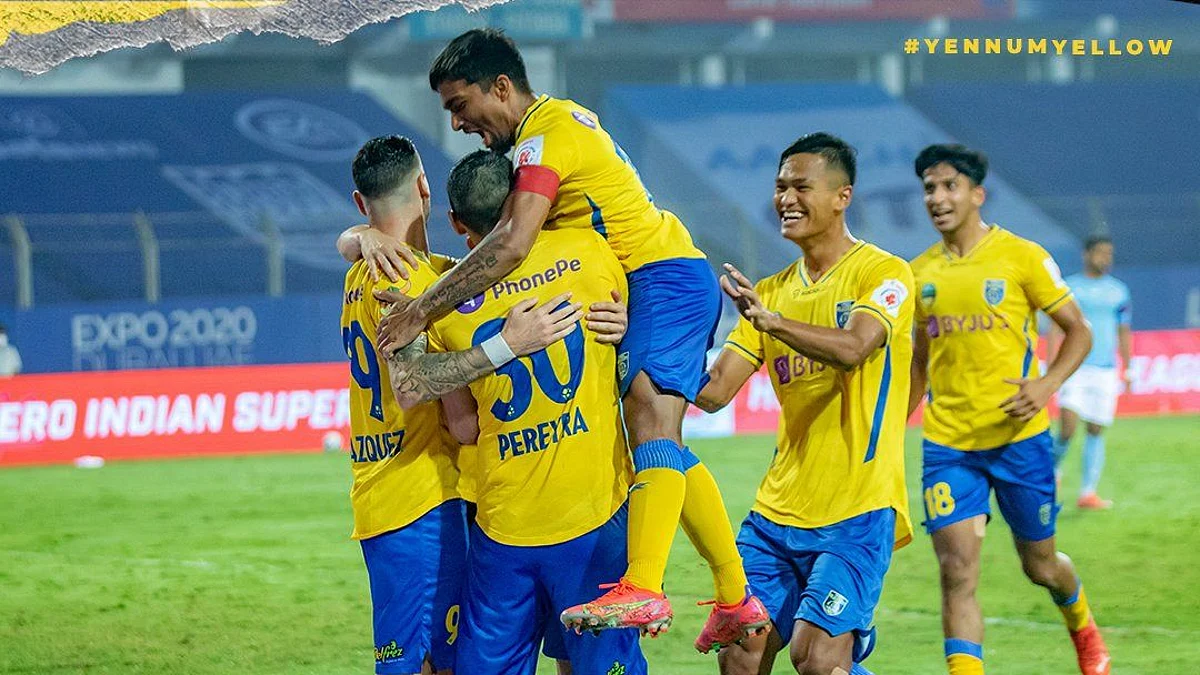 ISL 2021-22: টানা চার ম্যাচ অপরাজিত থাকা মুম্বইকে ৩-০ গোলে হারালো কেরালা ব্লাস্টার্স
