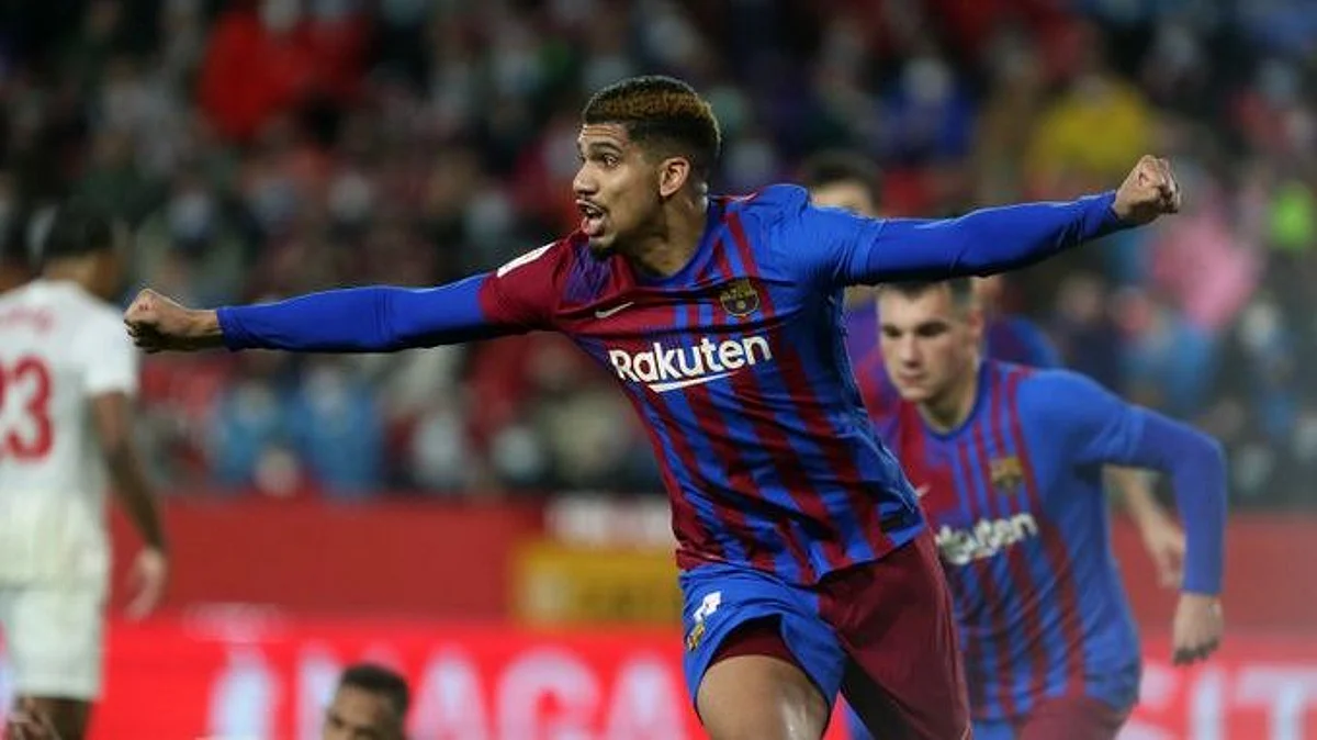 La Liga: দশ জনের সেভিয়ার বিরুদ্ধেও ড্র বার্সেলোনার