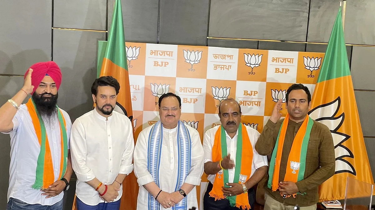 নির্বাচনের মুখে বিজেপিতে যোগ হিমাচল প্রদেশের AAP প্রধানের, অস্বস্তিতে কেজরিওয়াল