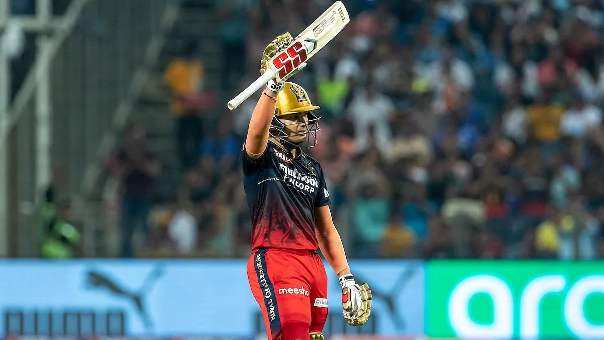 IPL 2022: টানা চার ম্যাচে হার মুম্বই ইন্ডিয়ান্সের, অনুজের বিরাট ব্যাটে সহজ জয় আরসিবির