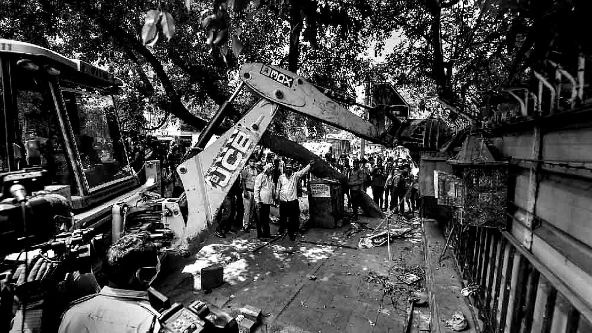Delhi Demolition: দিল্লির বিজেপি প্রধানের বাড়ি অবৈধ জমিতে - বুলডোজার পাঠানোর হুঁশিয়ারি আপ-এর