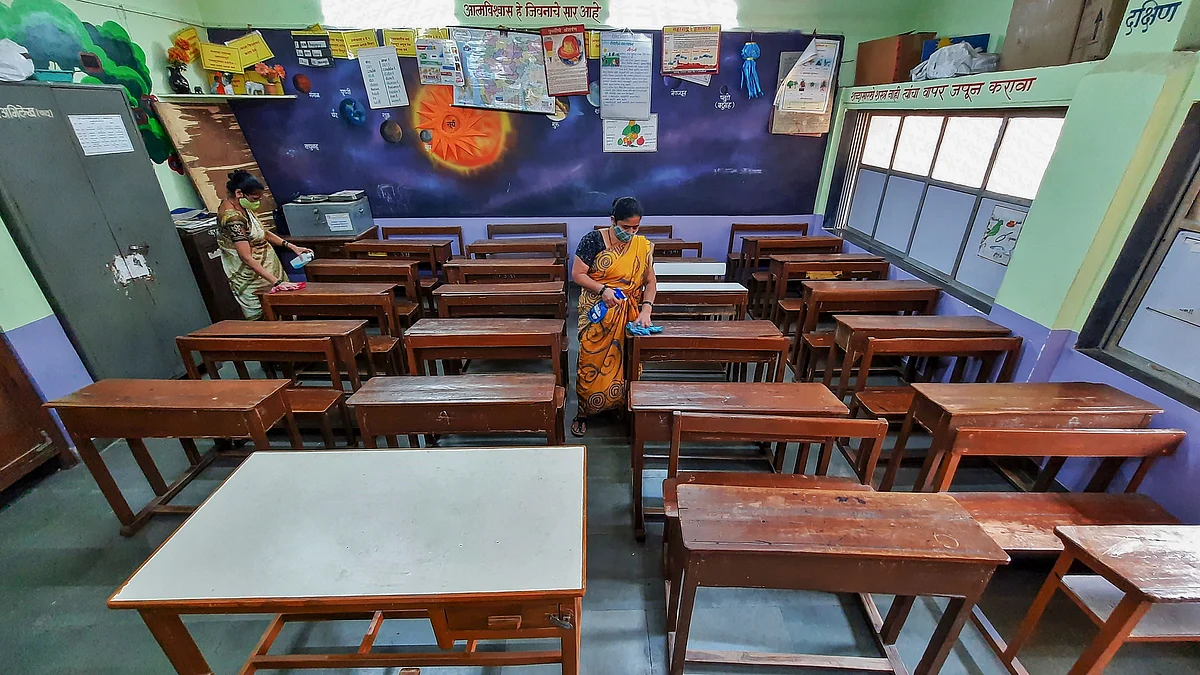 শিক্ষাক্ষেত্রে হতাশার চিত্র! ২টি রাজ্য ছাড়া সমস্ত রাজ্যেই শিক্ষার মান নিম্নমুখী