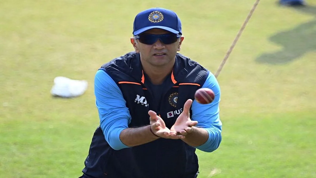 Rahul Dravid: বিজেপির মঞ্চে এবার ভারতীয় ক্রিকেট দলের কোচ! অস্বীকার BCCI-র
