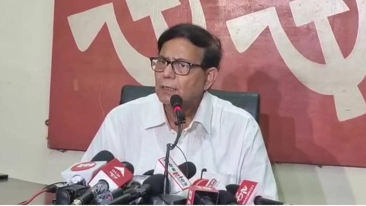 সাংবাদিক সম্মেলনে মহম্মদ সেলিম