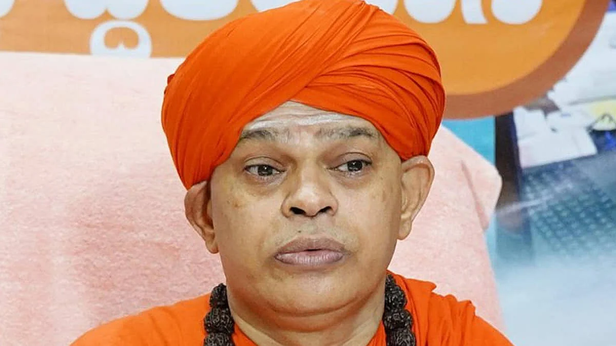 প্রধান পুরোহিত শিবমূর্তি শরনারু