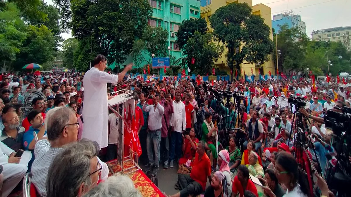 রাজ্যজুড়ে চলা দুর্নীতির প্রতিবাদে সিজিও কমপ্লেক্স অভিযান বামেদের