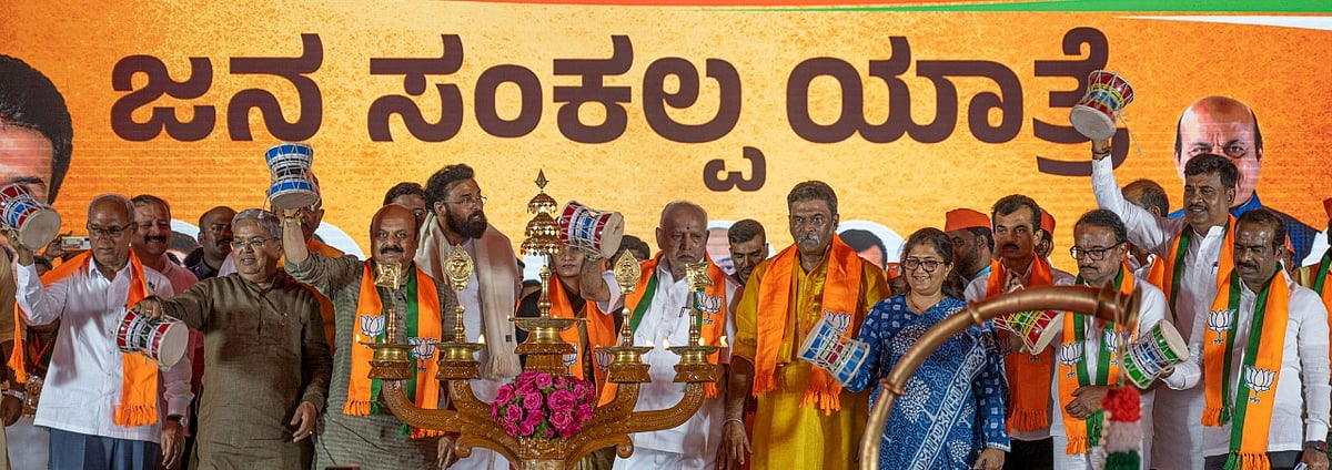 ಮಹಾತ್ಮ ಗಾಂಧಿ ಪಾದದ ಧೂಳಿಗೆ ನೆಹರೂ ಸಮ: ಮುಖ್ಯಮಂತ್ರಿ ಬಸವರಾಜ ಬೊಮ್ಮಾಯಿ