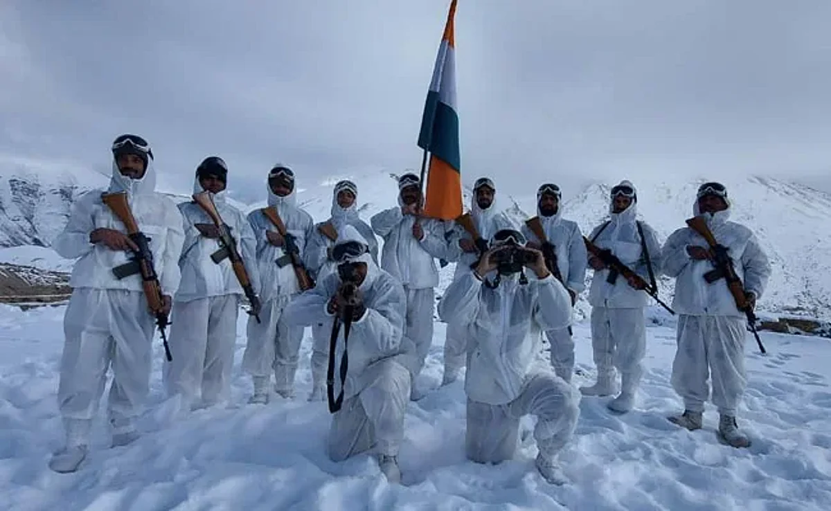 73rd Republic Day: ITBP Unfurls National Flag At 15,000 Feet In Ladakh
