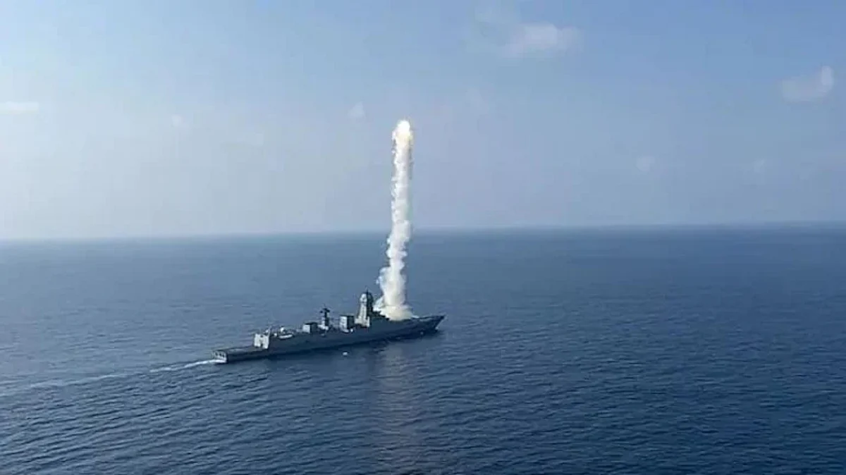 DRDO and Indian Navy successfully flight tested the VL-SRSAM missile | REPRESENTATIVE