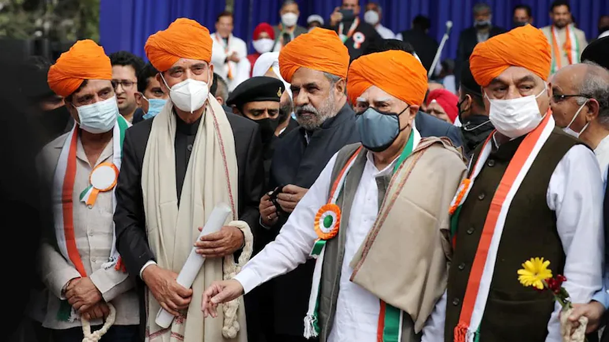 Congress G-23 meet over humiliating defeat in polls | File