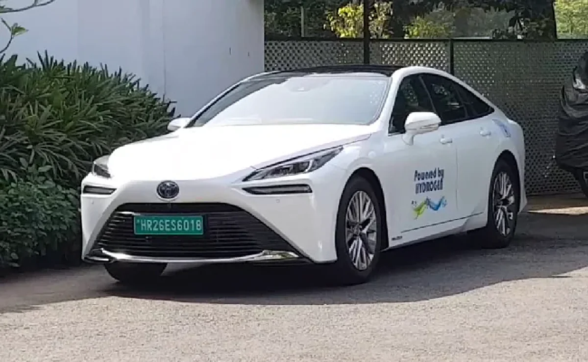 The Hydrogen powered car that drove Union minister Nitin Gadkari