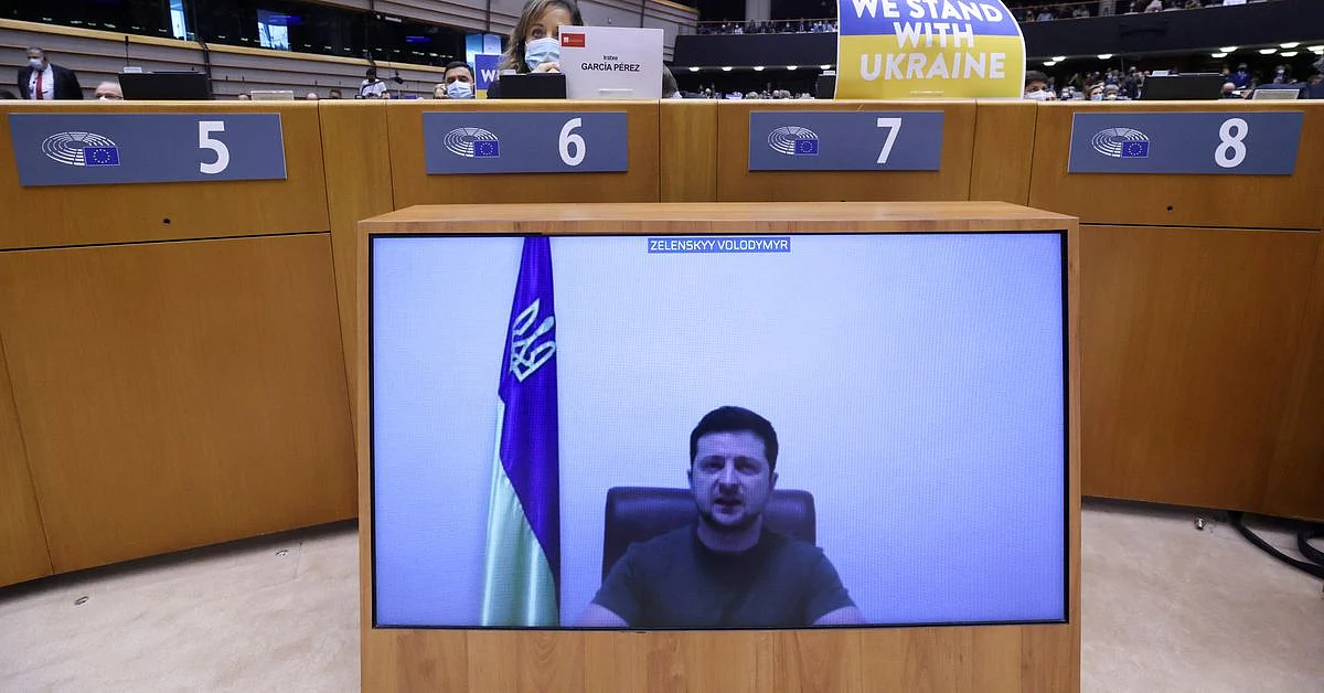 Zelenskyy Calls on EU to "Prove" it is with Ukraine