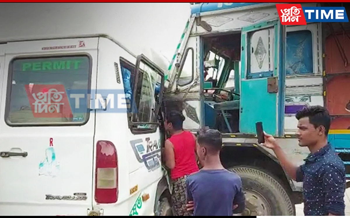 Assam: Bus Carrying People to PM Modi’s Rally Meets with Accident
