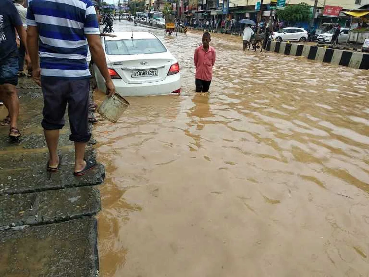 Kamrup (M) Administration Releases Helpline No for Emergency Situation