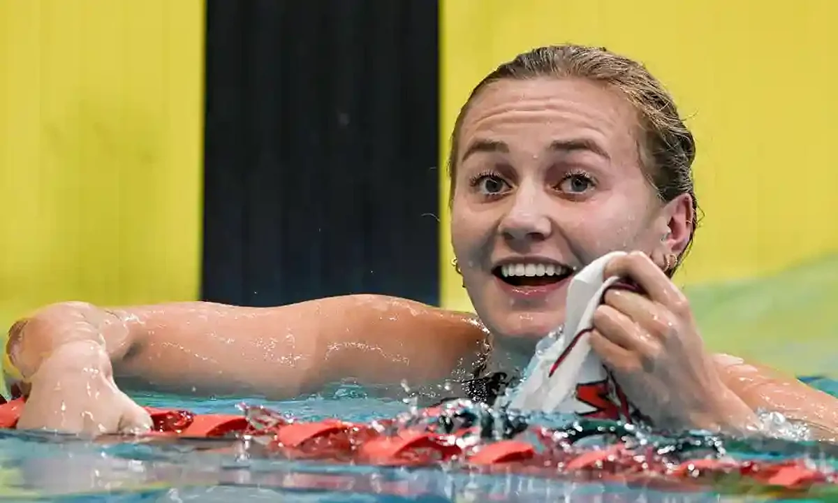 Australian Swimmer Breaks 400m Freestyle World Record