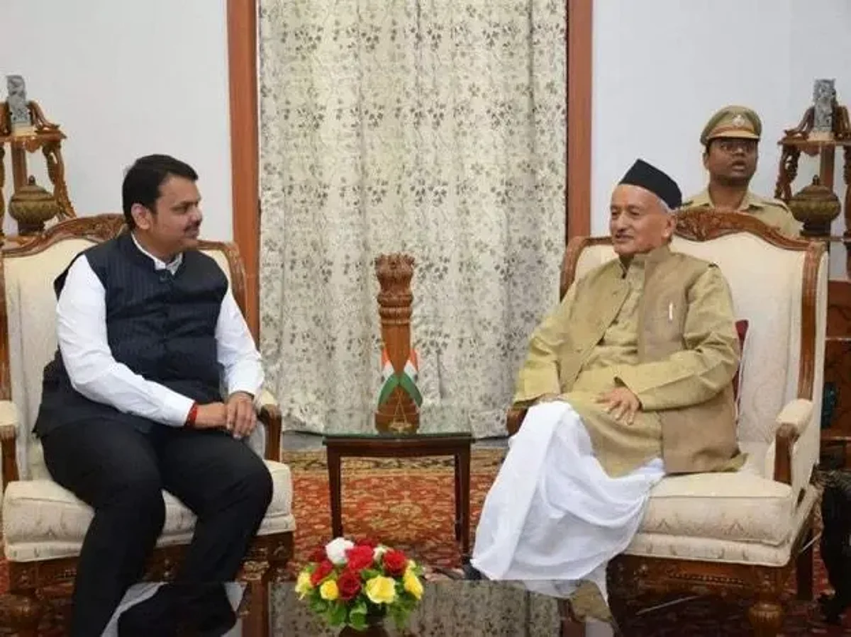 Devendra Fadnavis meets with Maharashtra Governor at Raj Bhavan