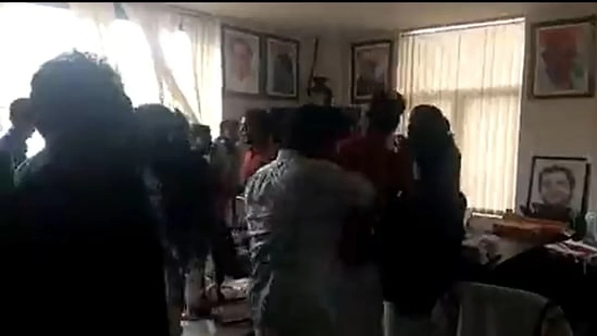 Rahul Gandhi's Kerala office attacked my protestors