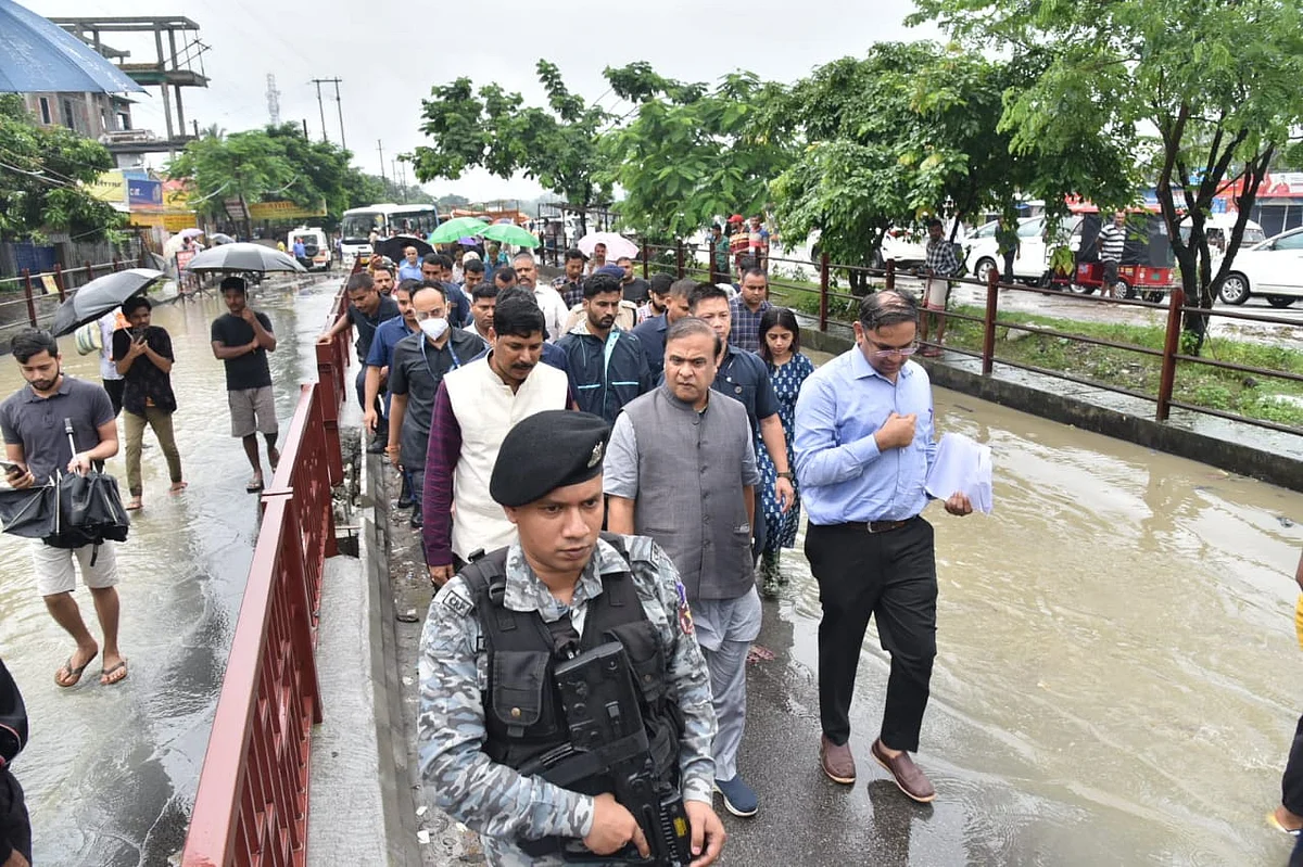 Assam CM Visits Flood-Affected Areas of State, Reviews Situation