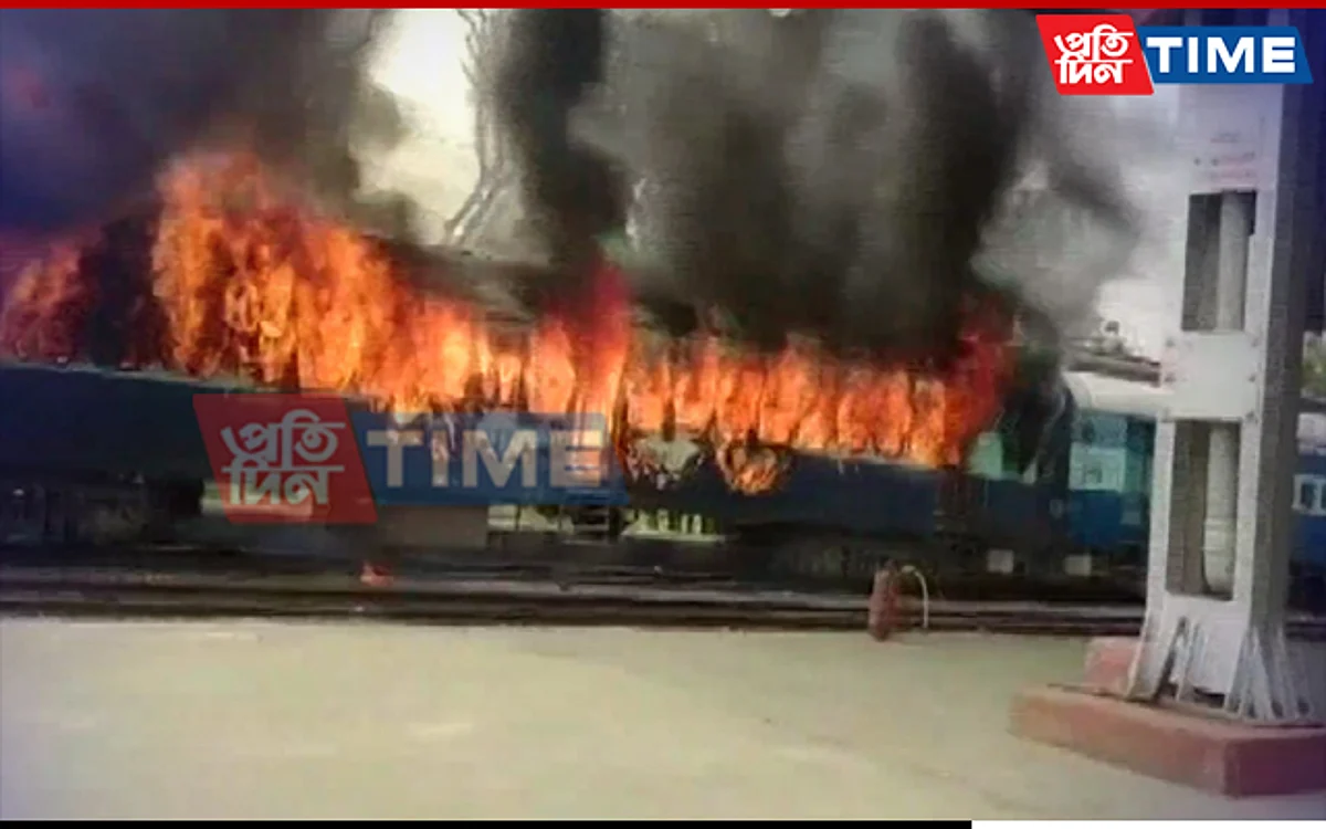 ‘Agnipath’ Protests: Lohit Express Torched in Bihar