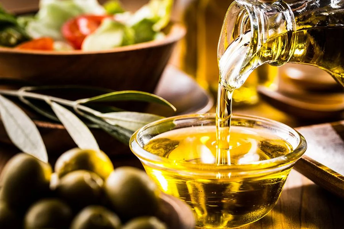 Centre Asks Edible Oil Companies to Reduce Price By Rs. 10/Ltr