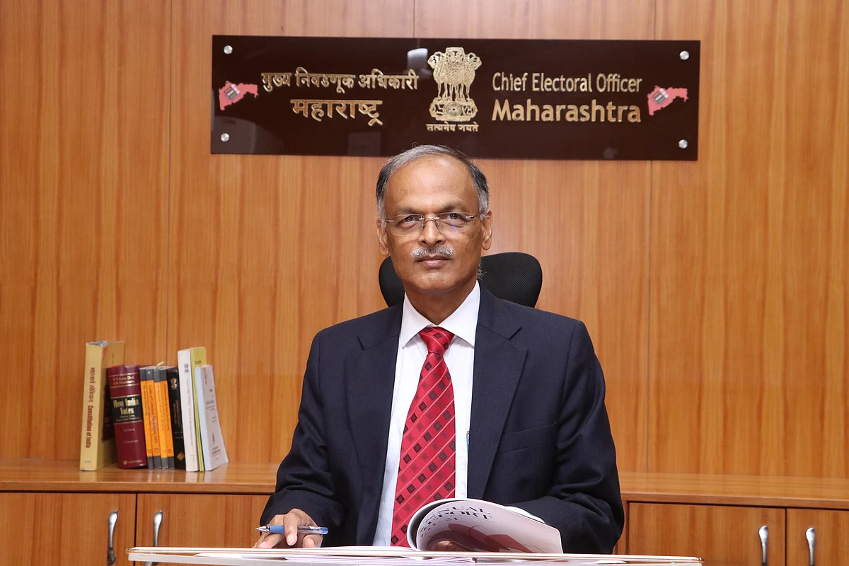 Chief Electoral Officer of Maharashtra Shrikant Deshpande