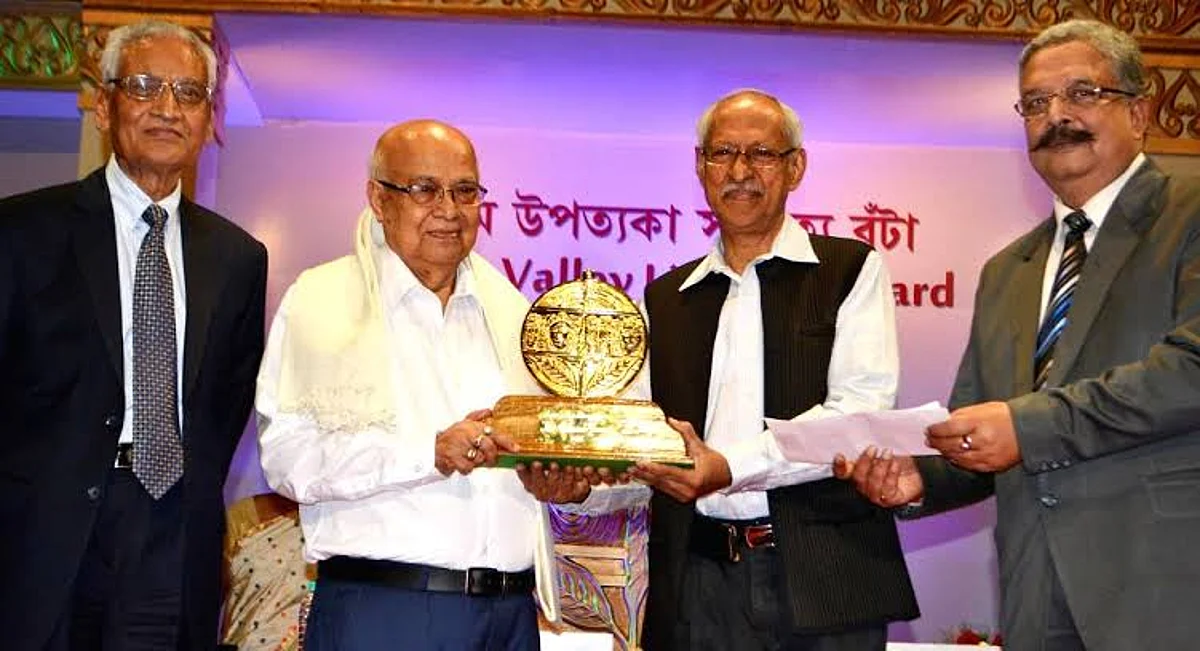Eminent writer and litterateur Atulananda Goswami passed away