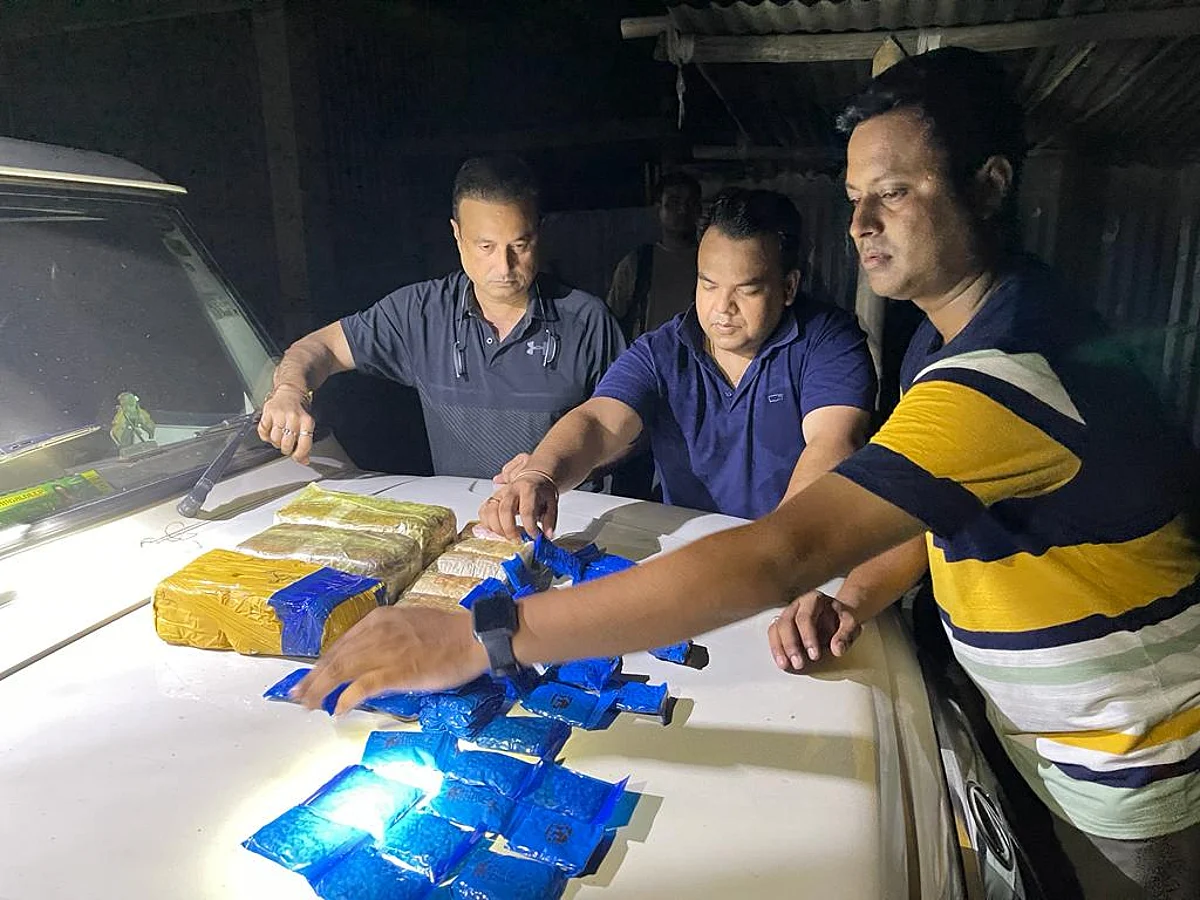Huge Consignment of Drugs Seized, 5 Held
