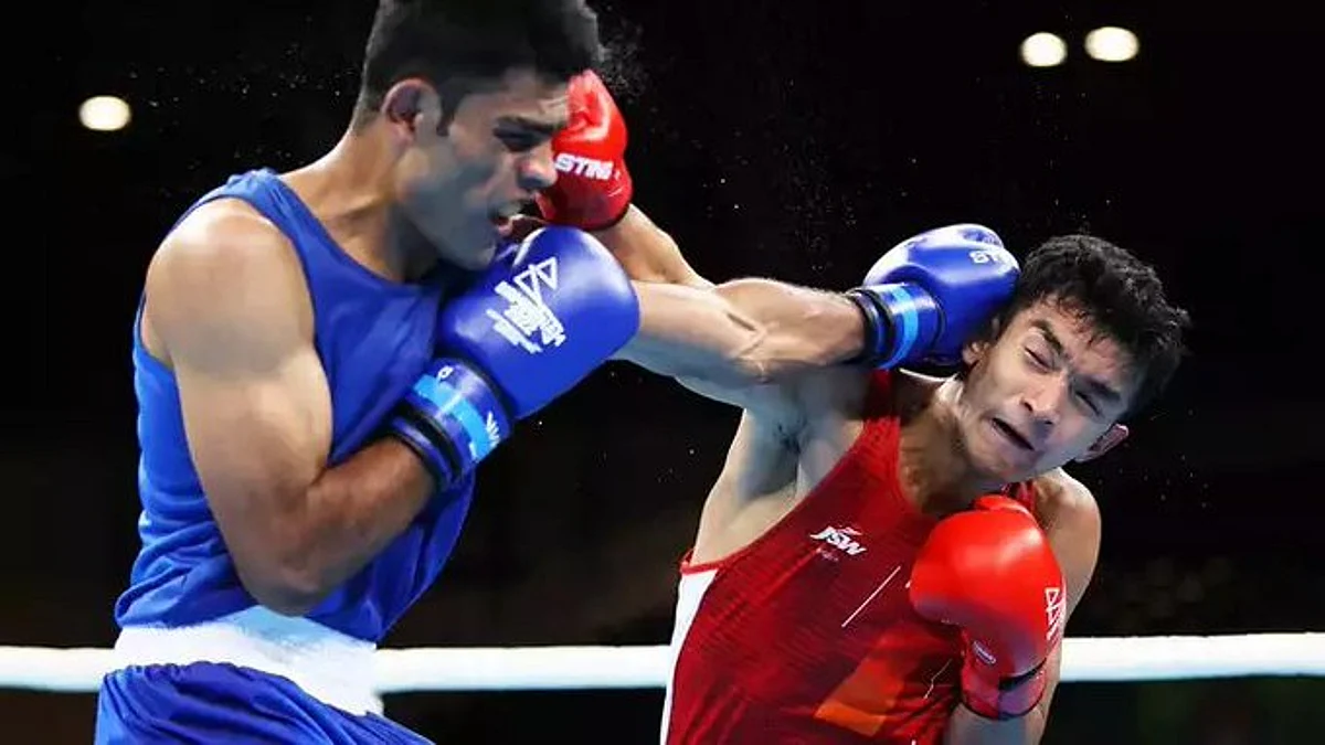 Indian boxer Shiva Thapa registers 5-0 win against Pakistan's Suleman Baloch