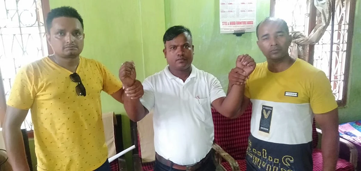 Assam: Lat Mandal Caught Red-Handed Taking Bribe in Charaideo