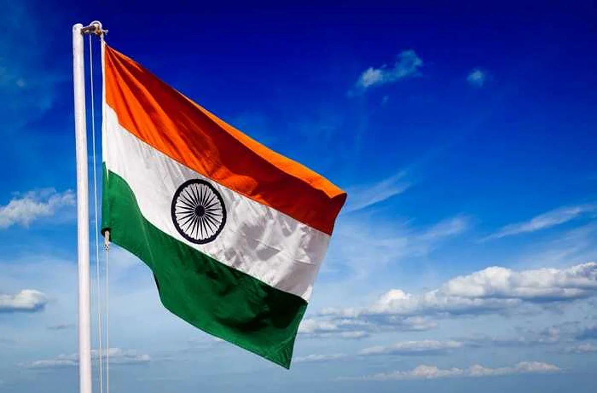 Dos and Don’ts of Hoisting The National Flag