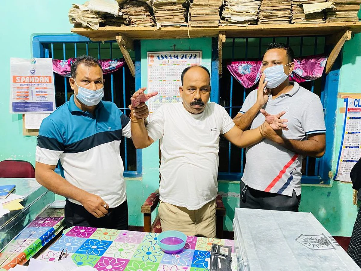Sub inspector arrested on bribery charges in Assam's Nagaon