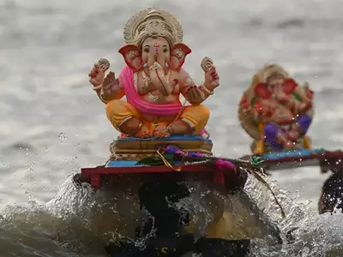 19 People Dies During Ganesh Idols Immersion | Representative Image