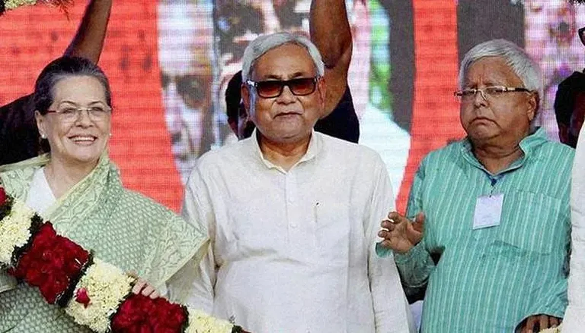 Lalu Prasad Yadav and Nitish Kumar met with Sonia Gandhi to solidify the opposition before 2024 Lok Sabha polls