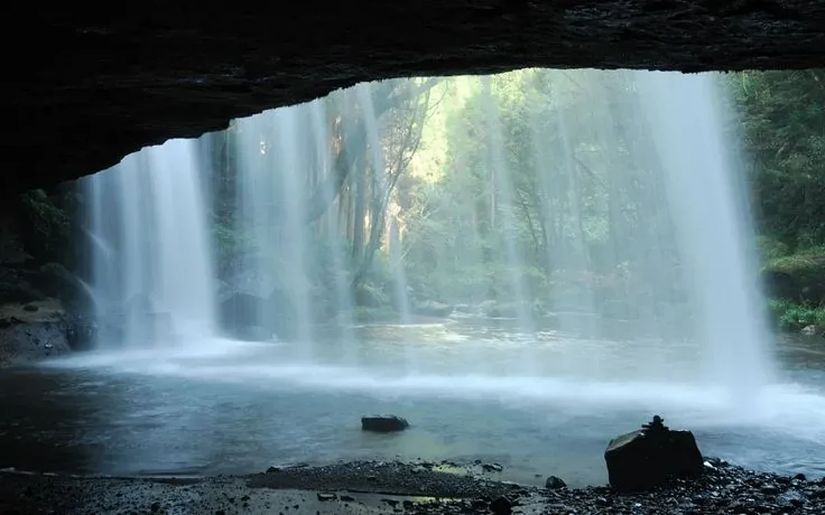 Two teens drowned while another is missing after falling in a waterfall in Jharkhand | REPRESENTATIVE