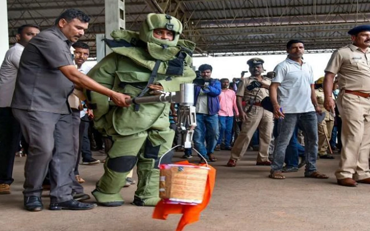 Mumbai police received bomb threats at several locations | REPRESENTATIVE