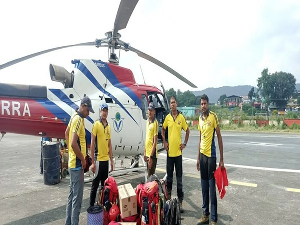 Trainee mountaineers trapped in avalanche in Uttarakhand | photo credit: ANI