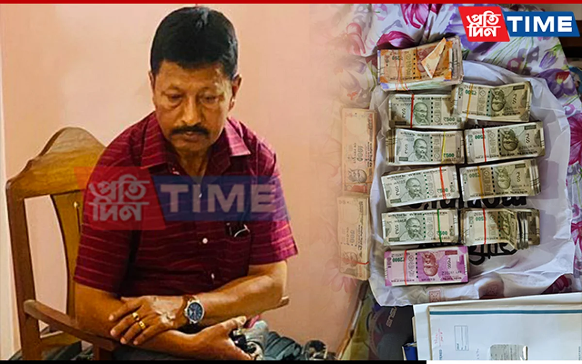 Assam: Over Rs 8 Lakh Cash, Rs 87,000 Demonetized Notes Recovered From Dibrugarh DTO's House