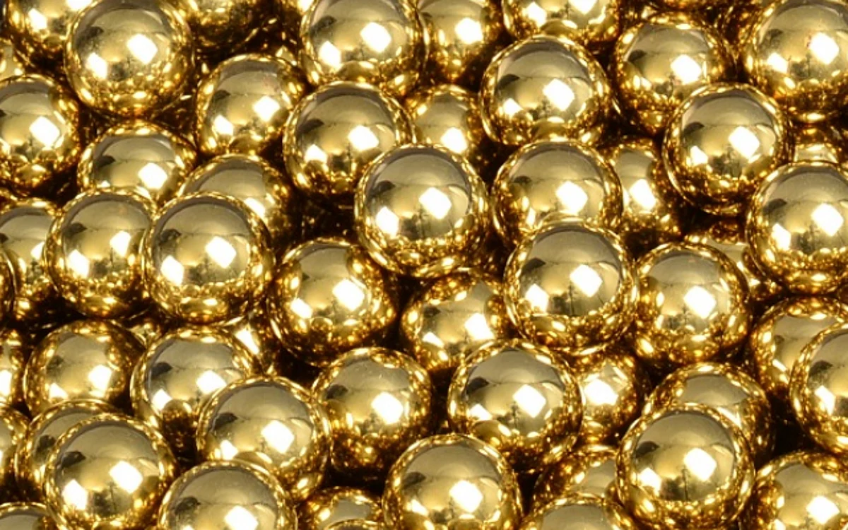 Railway police in Guwahati foiled a gold smuggling bid and seized a bag full of gold ground into small pieces | REPRESENTATIVE