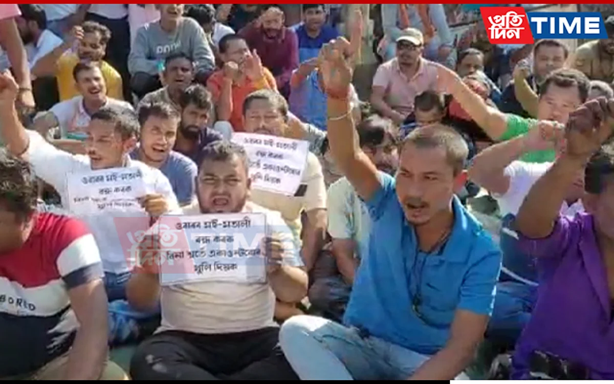 All Assam Cab Workers Association stage protest in Guwahati